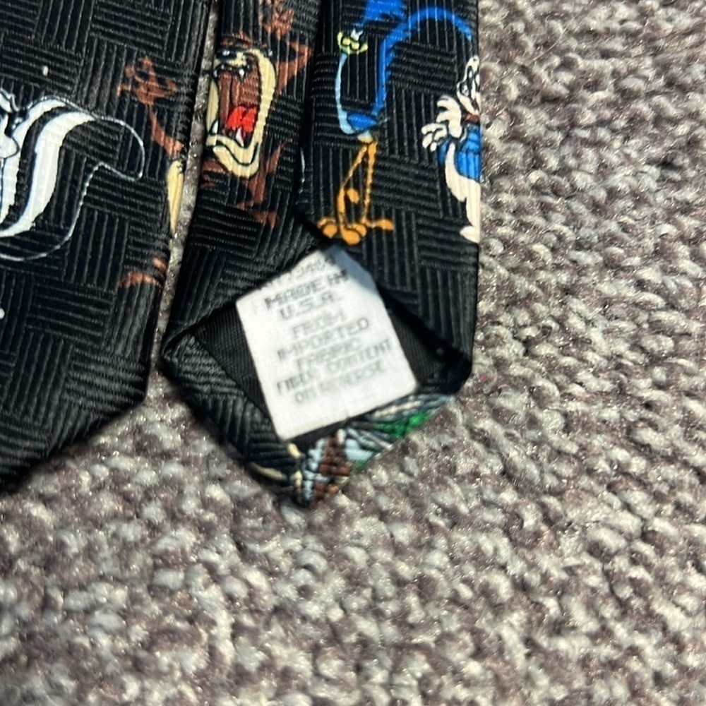 1997 Warner Bros Looney Tunes United States Postal Stamp Collection Tie - Picture 3 of 4